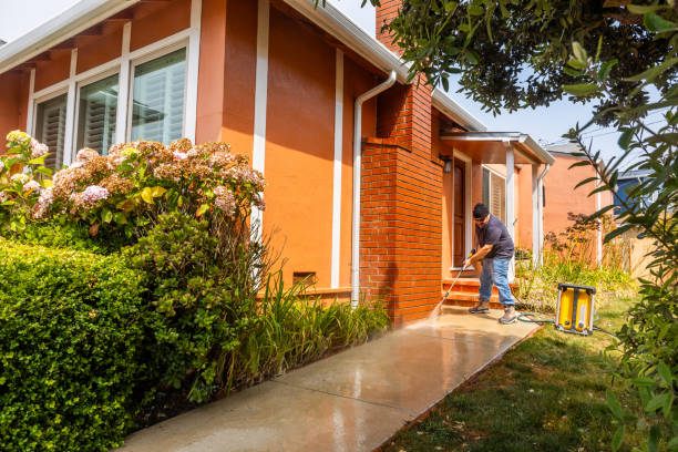 Best Deck Cleaning Services  in Angwin, CA